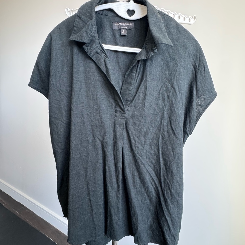 Banana Republic Black Linen Short Sleeve Polo Blouse